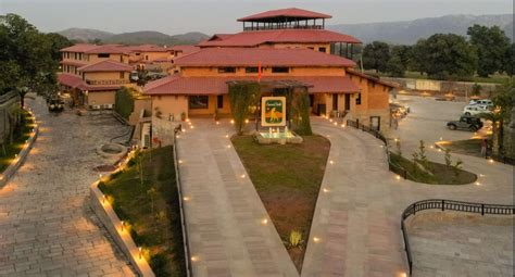 𝗧𝗛𝗘 𝟭𝟬 𝗕𝗘𝗦𝗧 Hotels in Sawai Madhopur of 2024 .